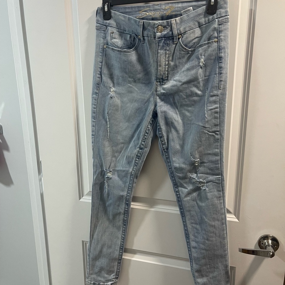 Seven 7 Women's Light Blue Distressed Jeans Size 10